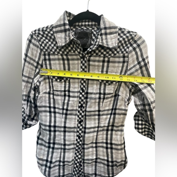 Guess jeans button up shirt with tie at back in size small - Picture 6 of 7